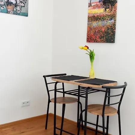 Airstay Apartment: Grebovka